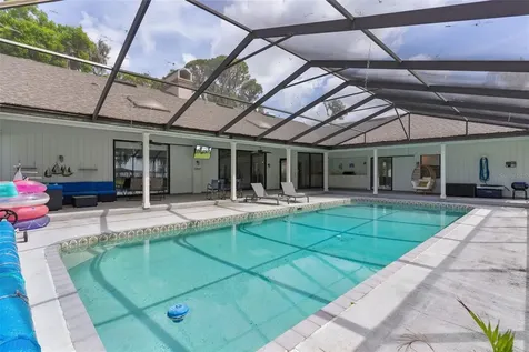 60 Sand Lake Place Eustis FL 32726