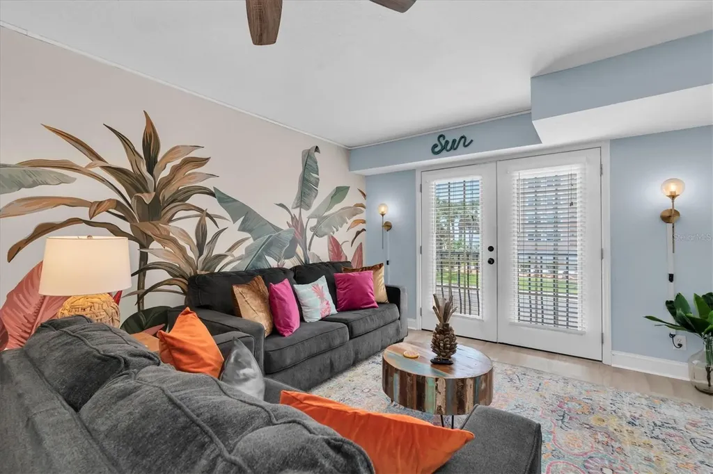 16333 Gulf Boulevard St Petersburg FL 33708