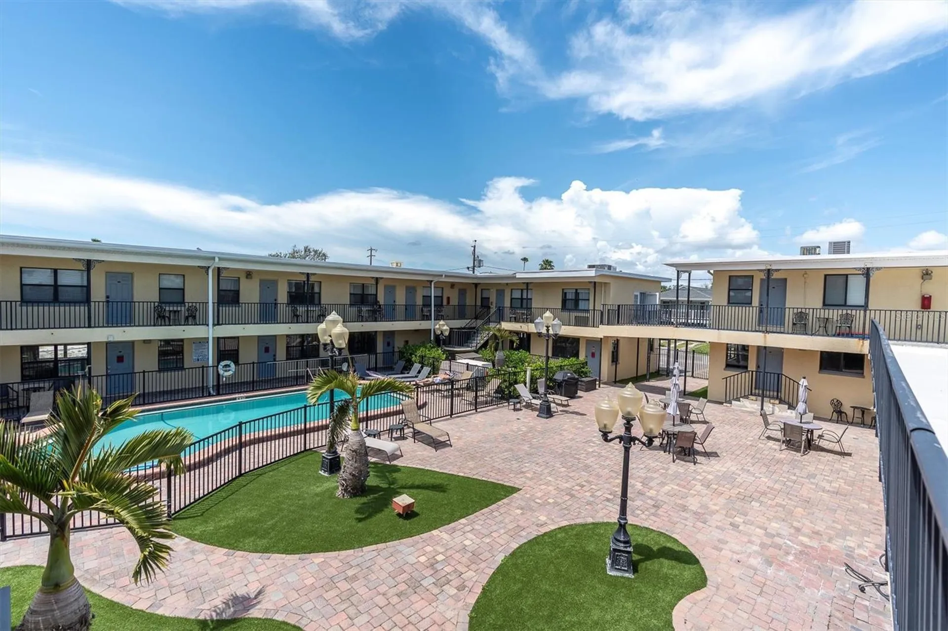 16333 Gulf Boulevard St Petersburg FL 33708
