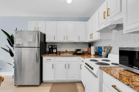 16333 Gulf Boulevard St Petersburg FL 33708