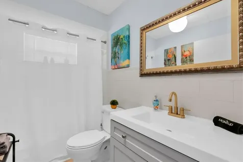 16333 Gulf Boulevard St Petersburg FL 33708