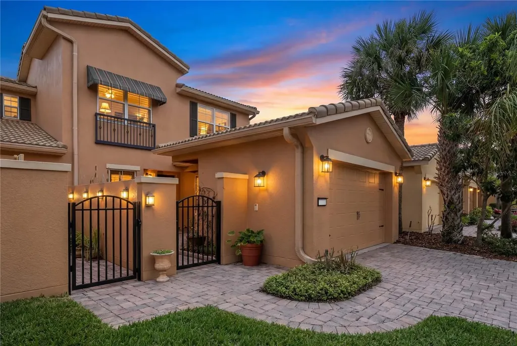 2340 Palm Tree Drive Kissimmee FL 34759