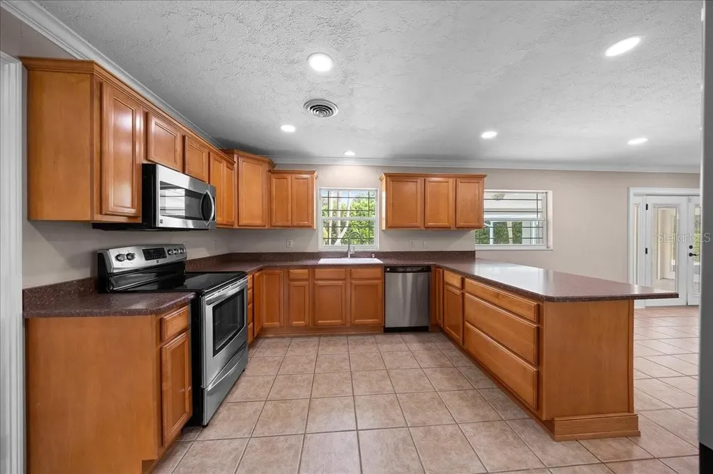 2009 SE 15th Lane Ocala FL 34471