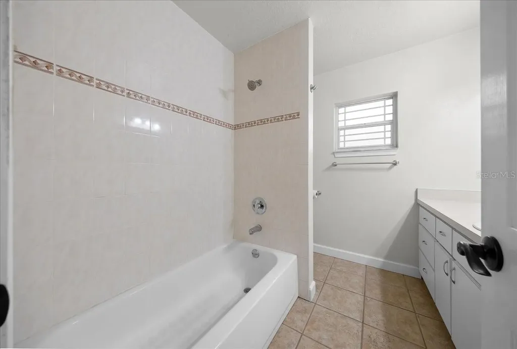 2009 SE 15th Lane Ocala FL 34471