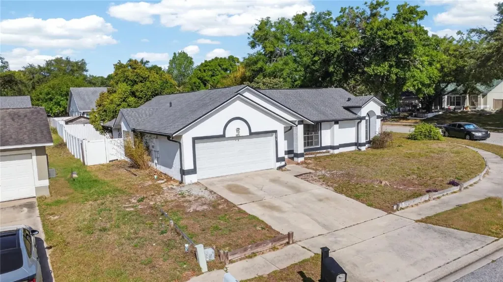 2075 Hedgerow Circle Ocoee FL 34761