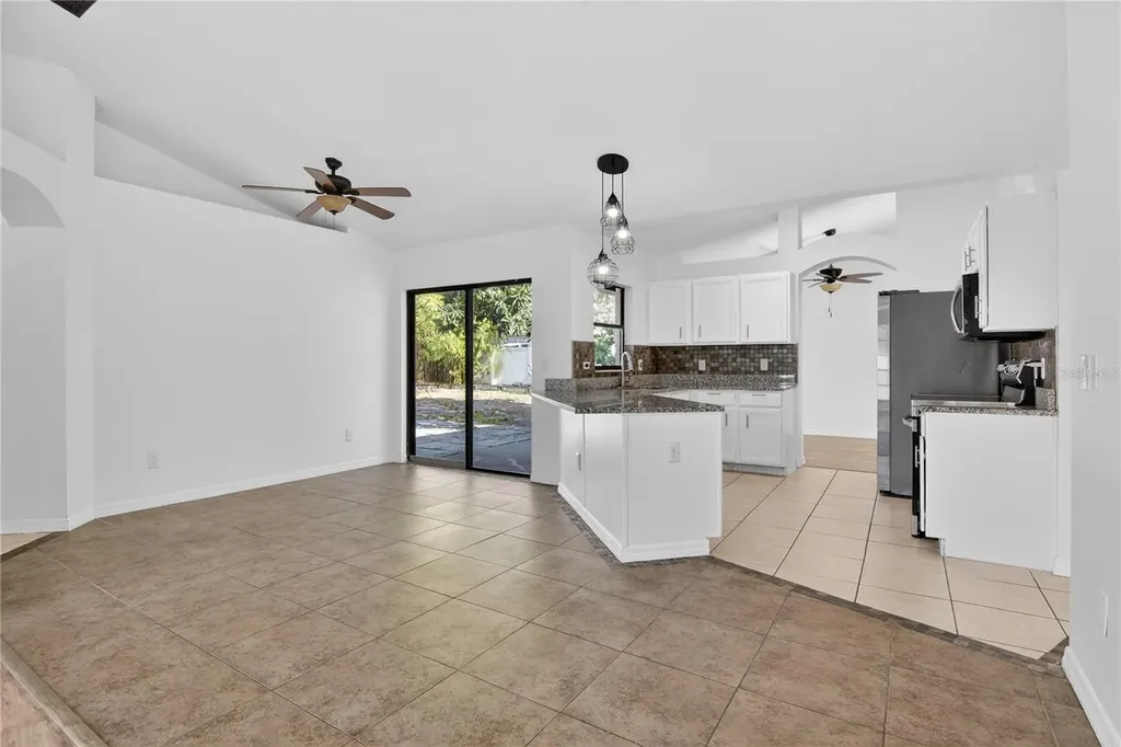2075 Hedgerow Circle Ocoee FL 34761