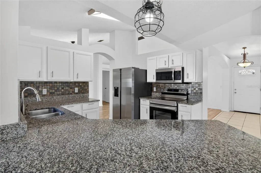2075 Hedgerow Circle Ocoee FL 34761