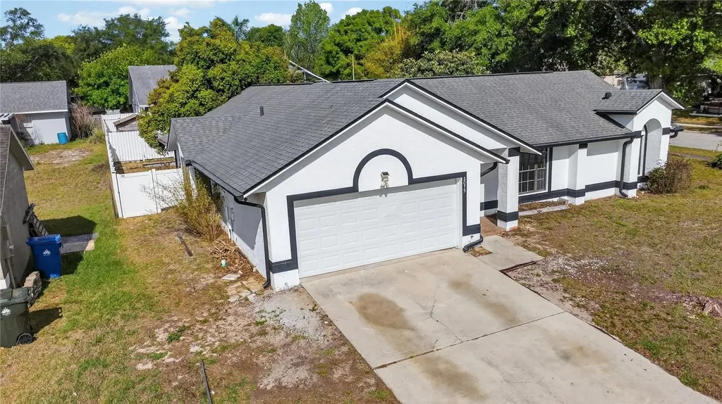 2075 Hedgerow Circle Ocoee FL 34761