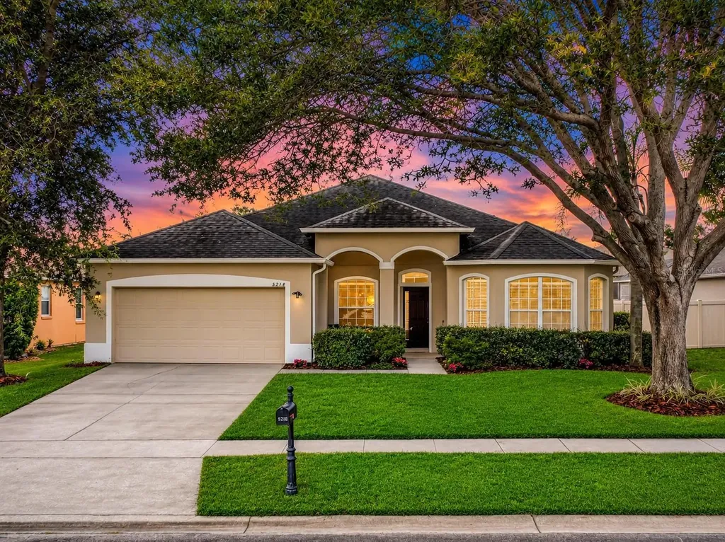 5218 Smokey Water Lane Oviedo FL 32765