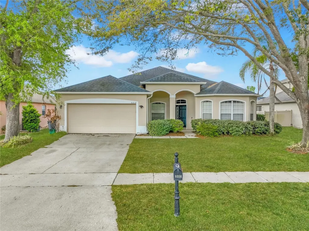 5218 Smokey Water Lane Oviedo FL 32765