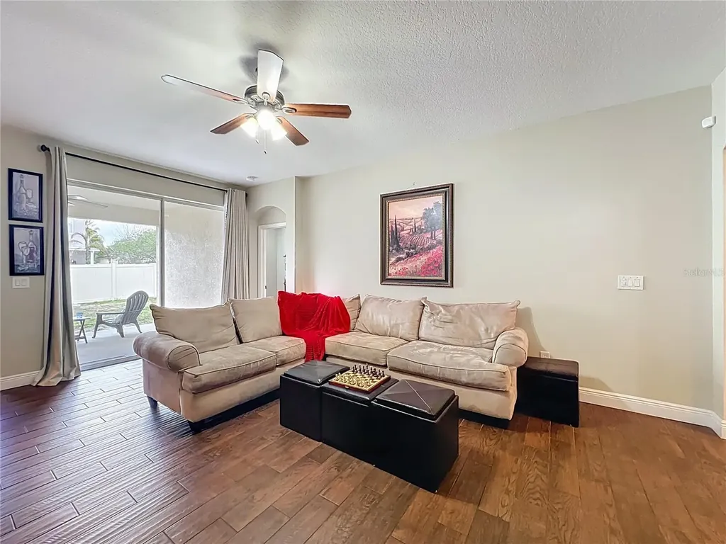 5218 Smokey Water Lane Oviedo FL 32765