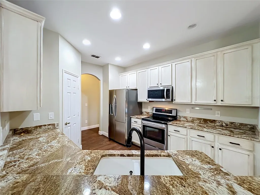 5218 Smokey Water Lane Oviedo FL 32765