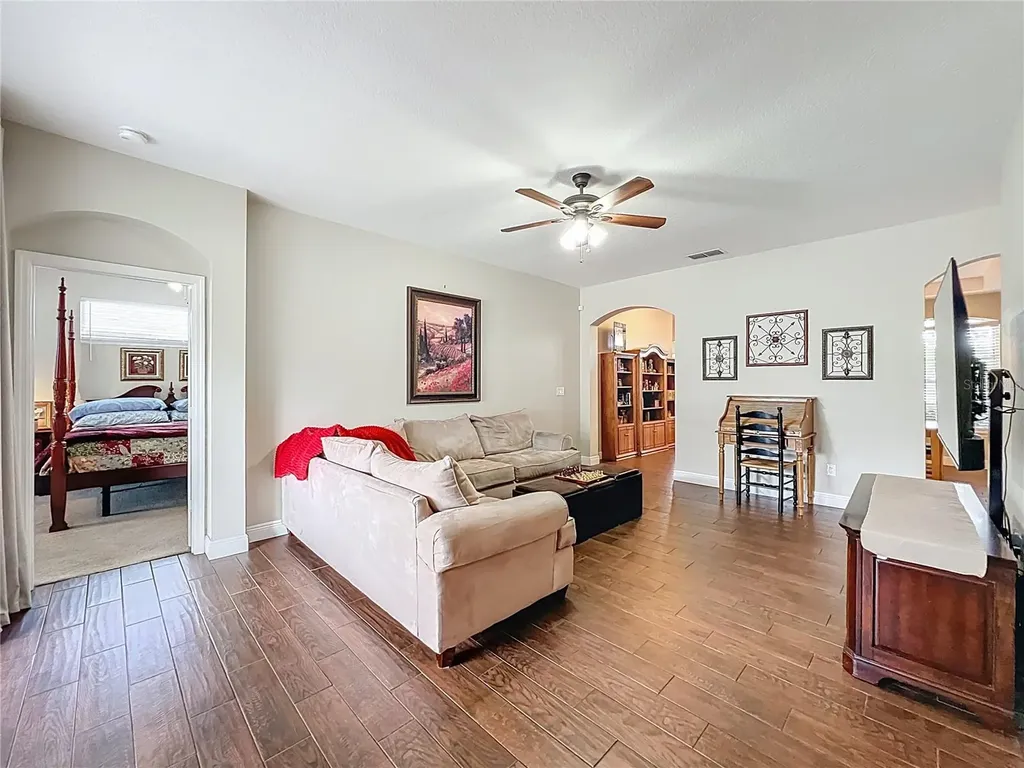 5218 Smokey Water Lane Oviedo FL 32765