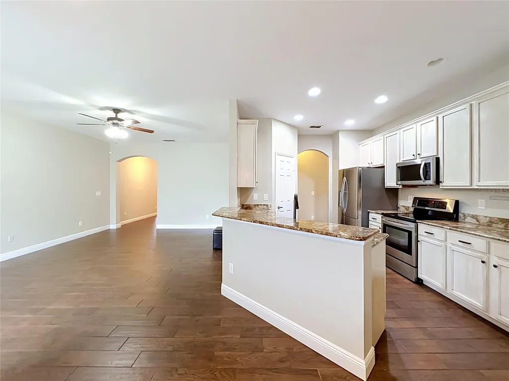 5218 Smokey Water Lane Oviedo FL 32765