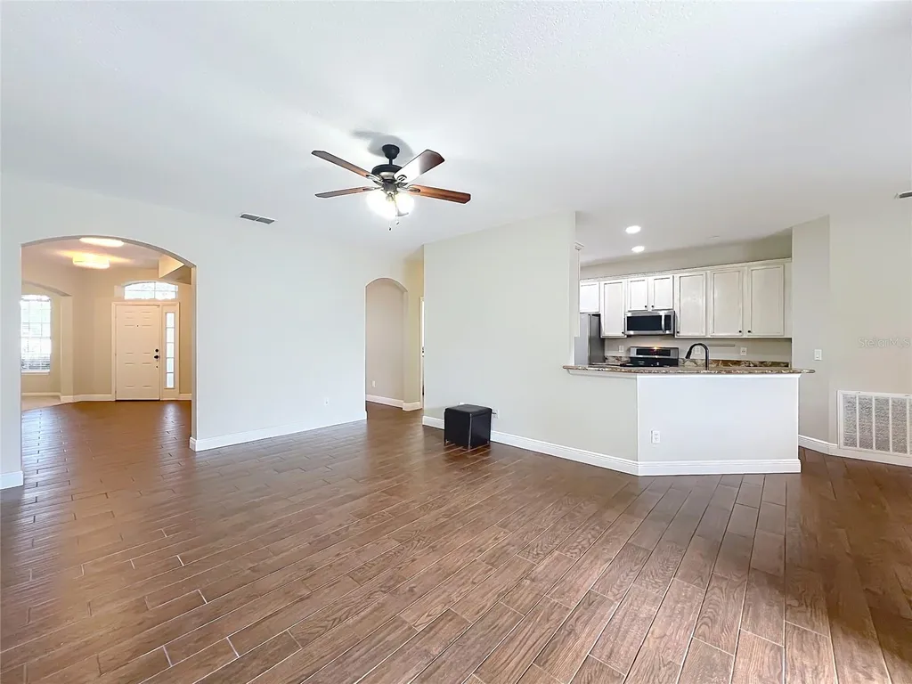 5218 Smokey Water Lane Oviedo FL 32765