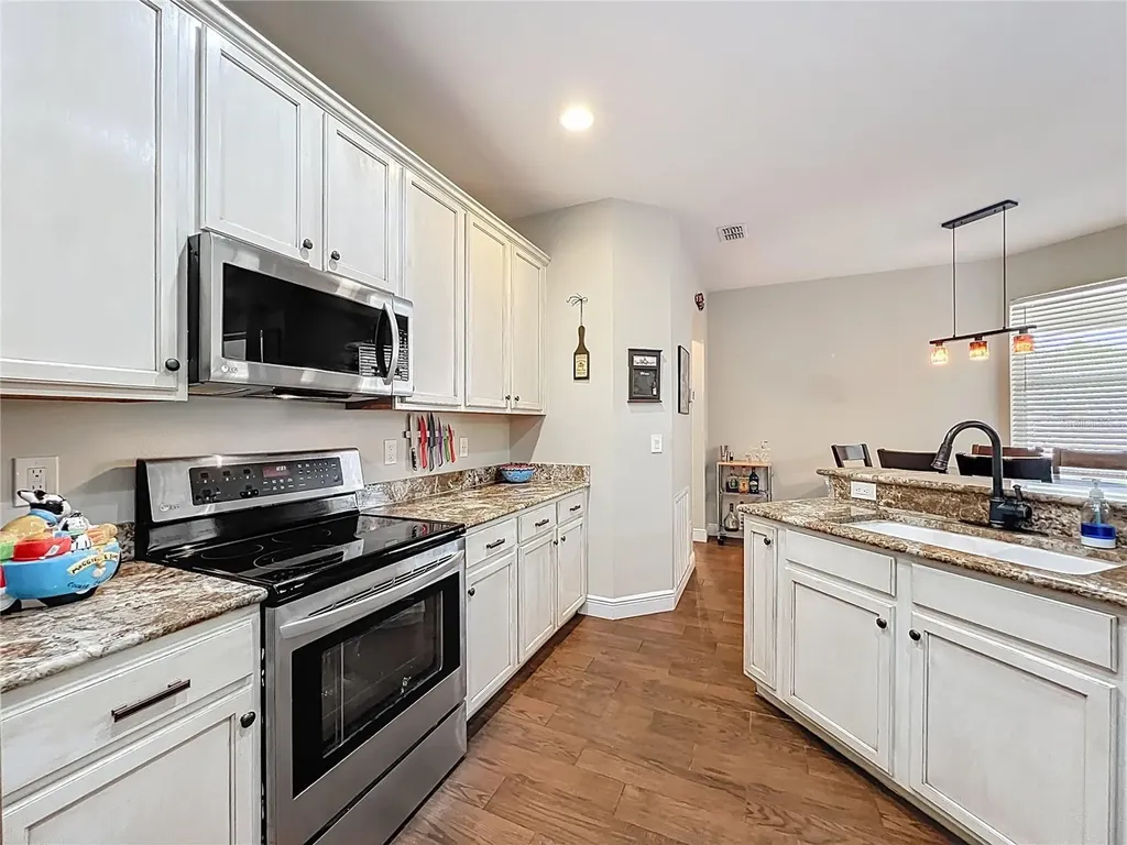 5218 Smokey Water Lane Oviedo FL 32765