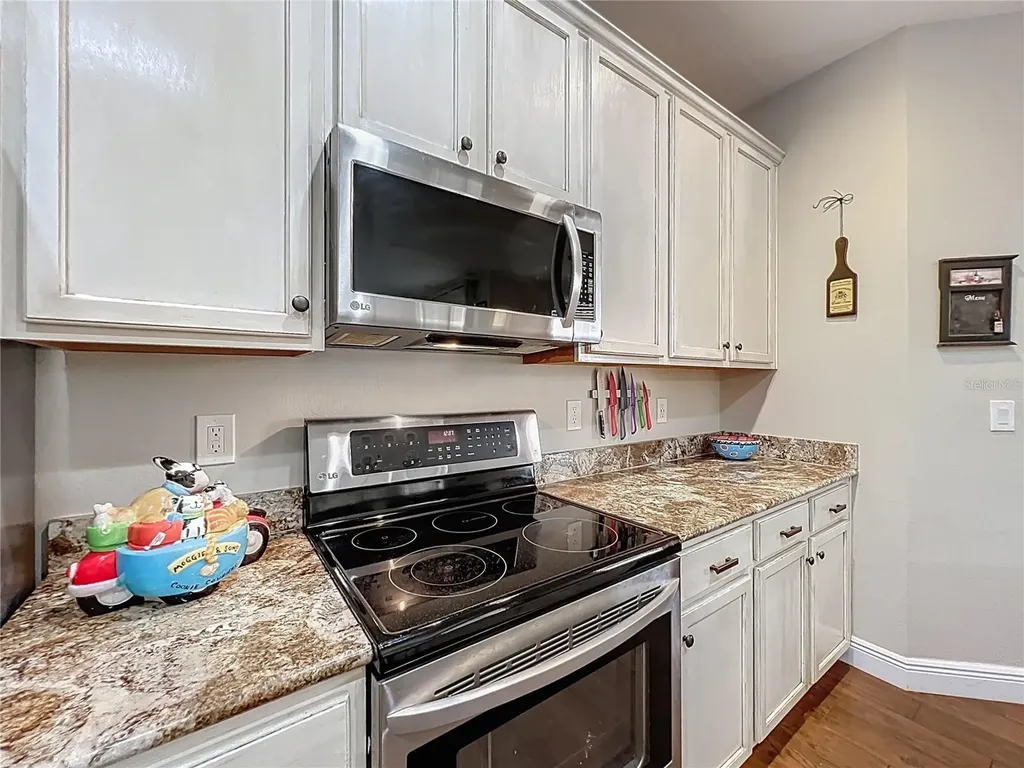 5218 Smokey Water Lane Oviedo FL 32765