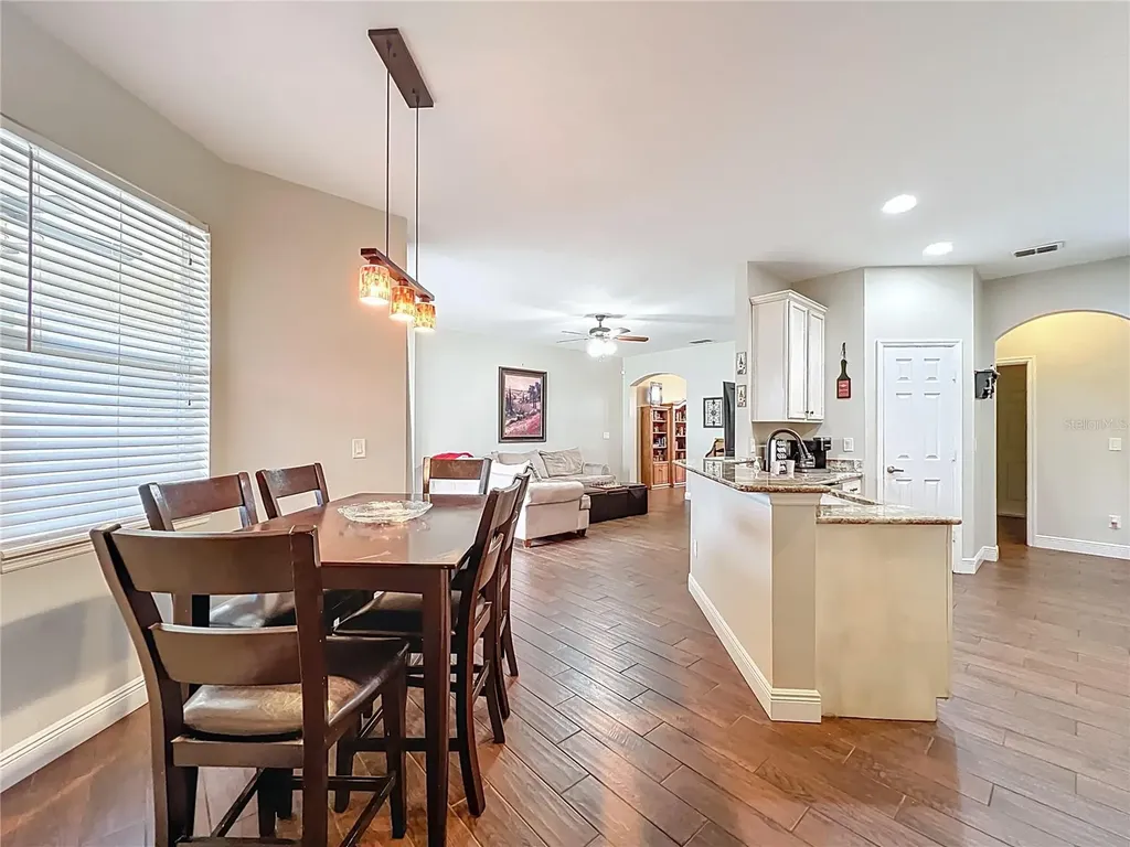 5218 Smokey Water Lane Oviedo FL 32765