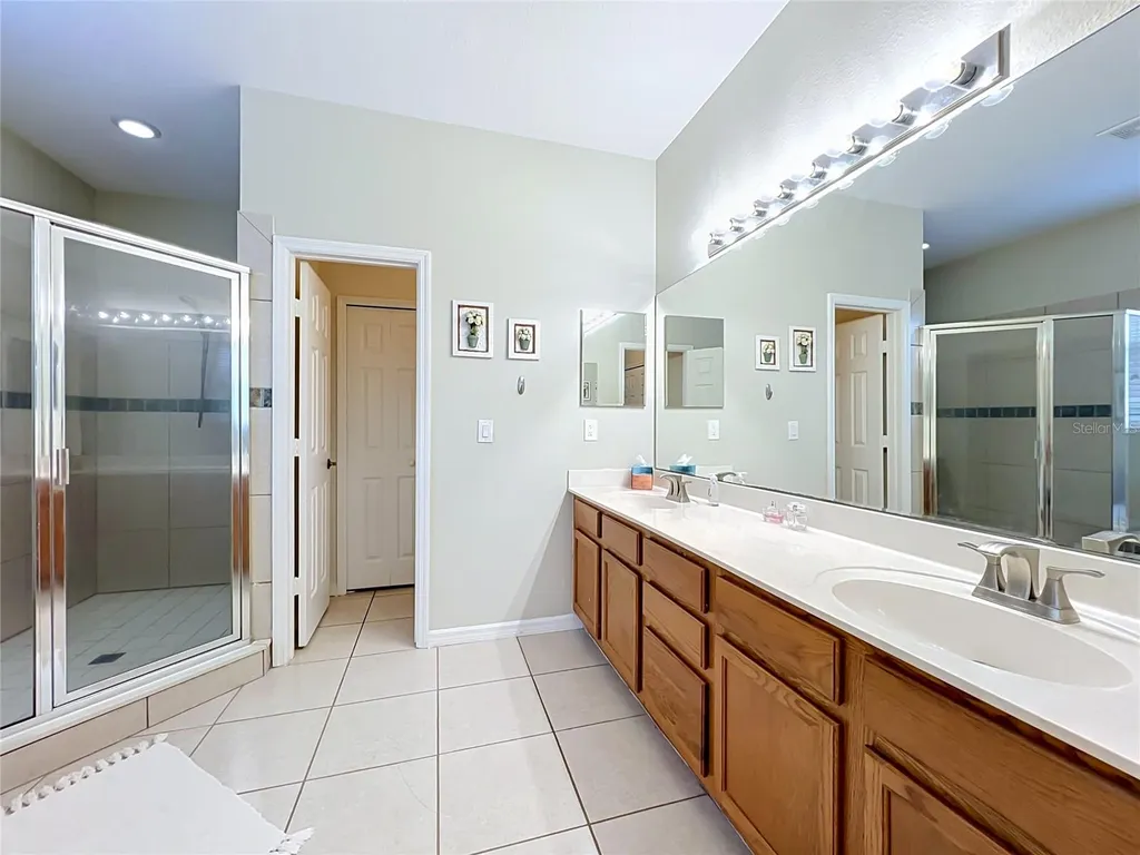 5218 Smokey Water Lane Oviedo FL 32765