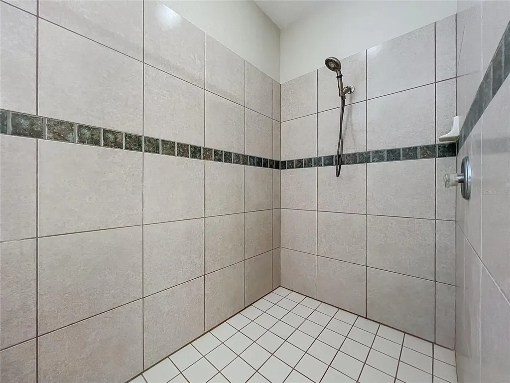 5218 Smokey Water Lane Oviedo FL 32765