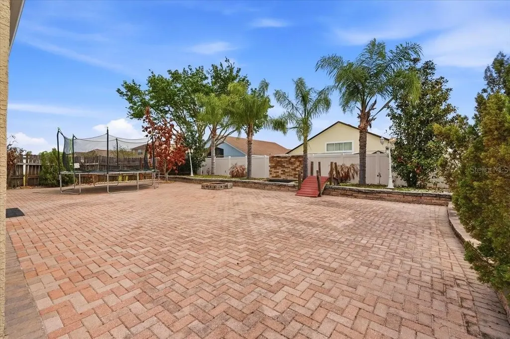 8253 Peak Avenue Lakeland FL 33810