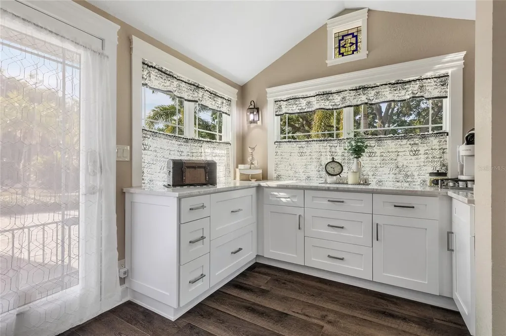 202 Fairmont Street Clearwater FL 33755