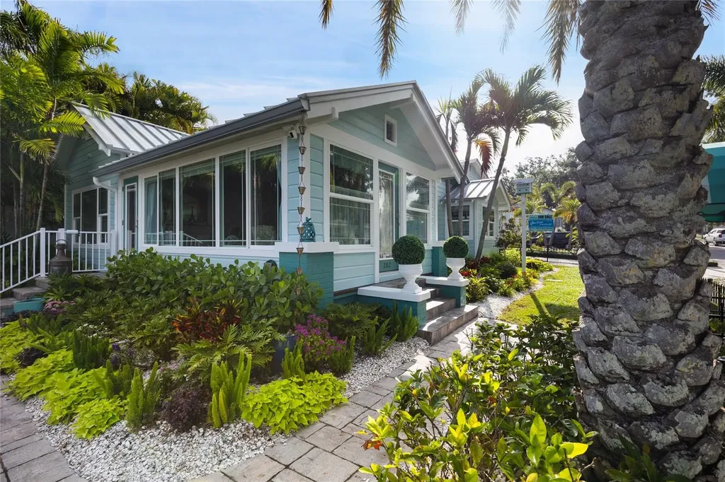 202 Fairmont Street Clearwater FL 33755