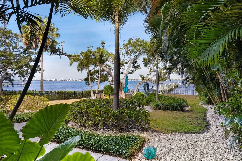 202 Fairmont Street Clearwater FL 33755
