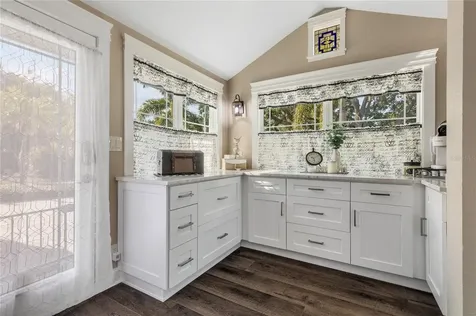 202 Fairmont Street Clearwater FL 33755