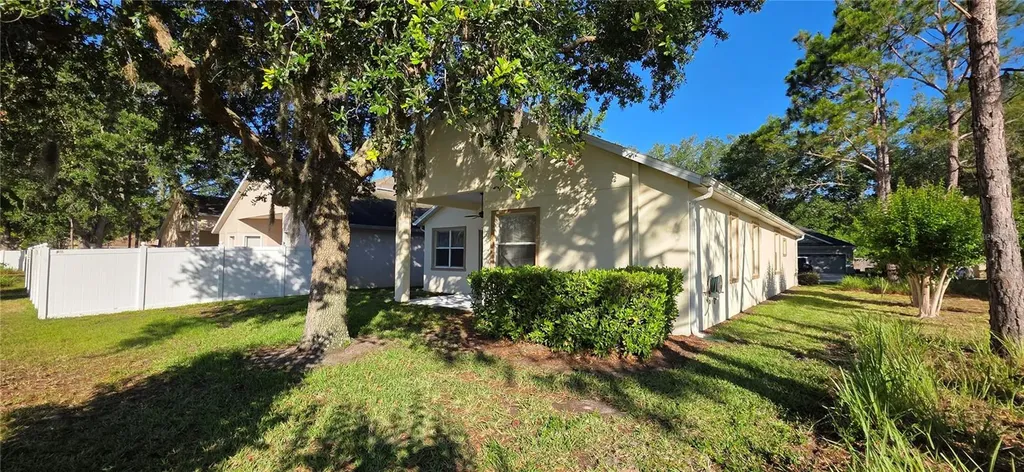 10906 Tree Cactus Loop Land O Lakes FL 34638