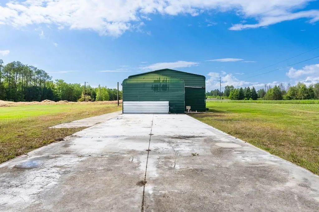 6029 Us Highway 17 De Leon Springs FL 32130