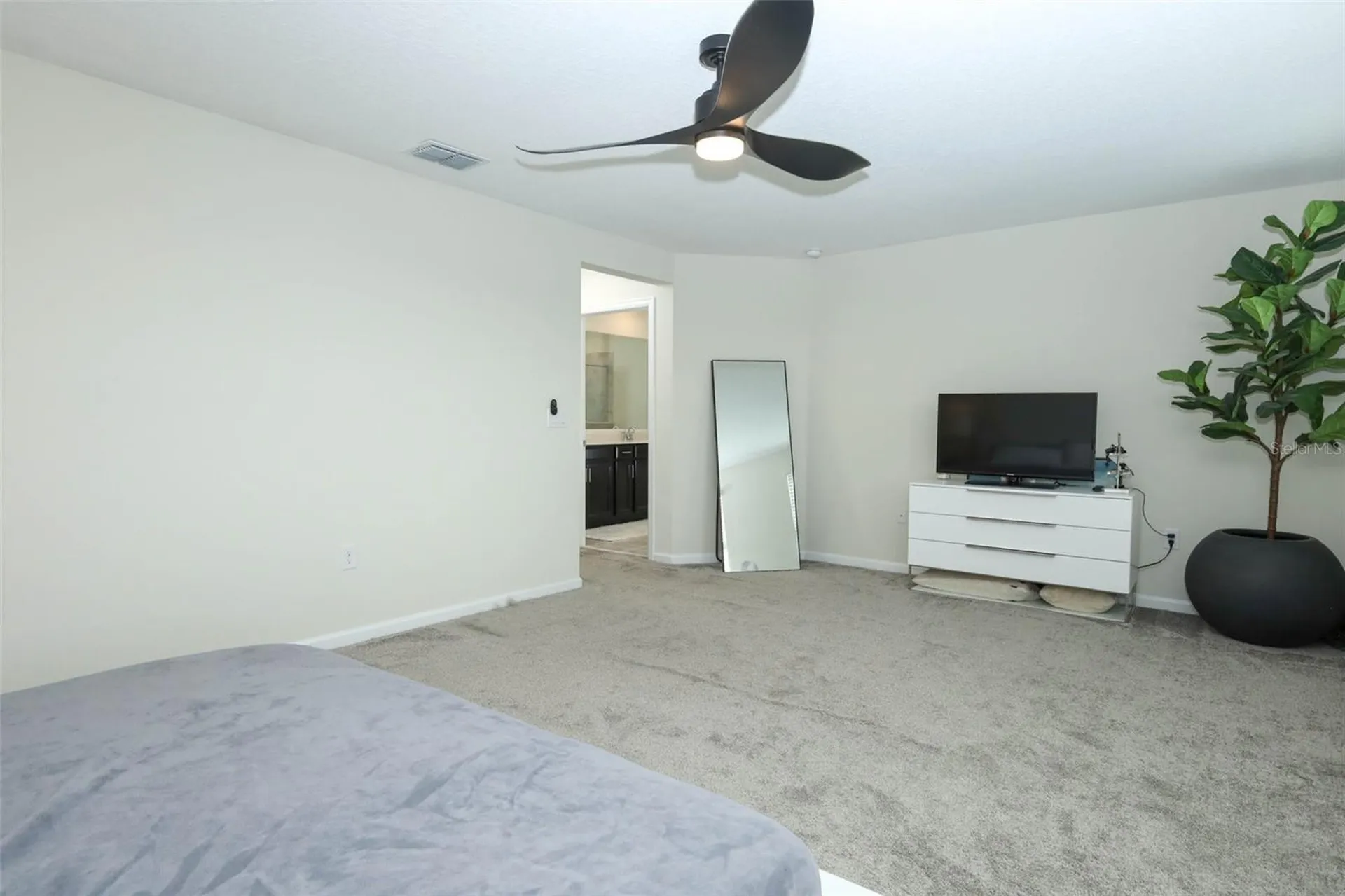 1076 Downswing Place Davenport FL 33896