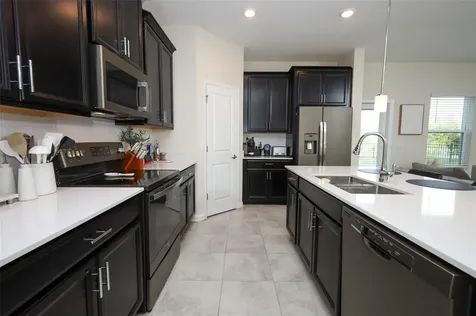1076 Downswing Place Davenport FL 33896