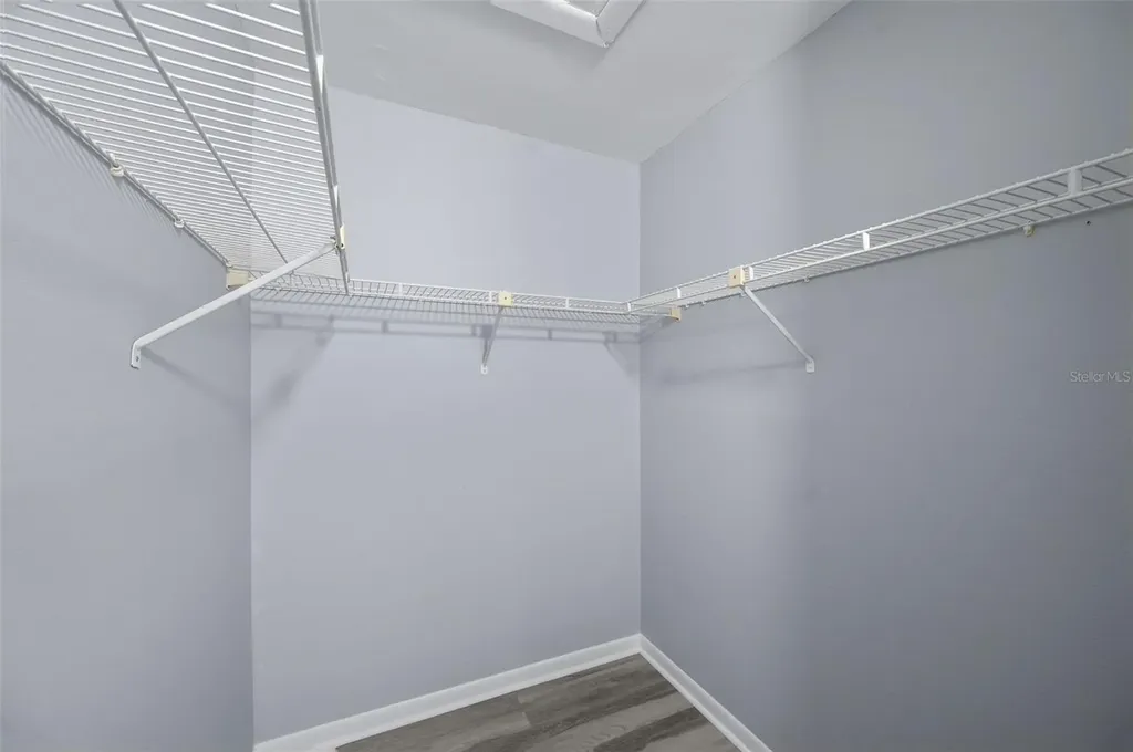 1135 Pine Ridge Circle W Tarpon Springs FL 34688