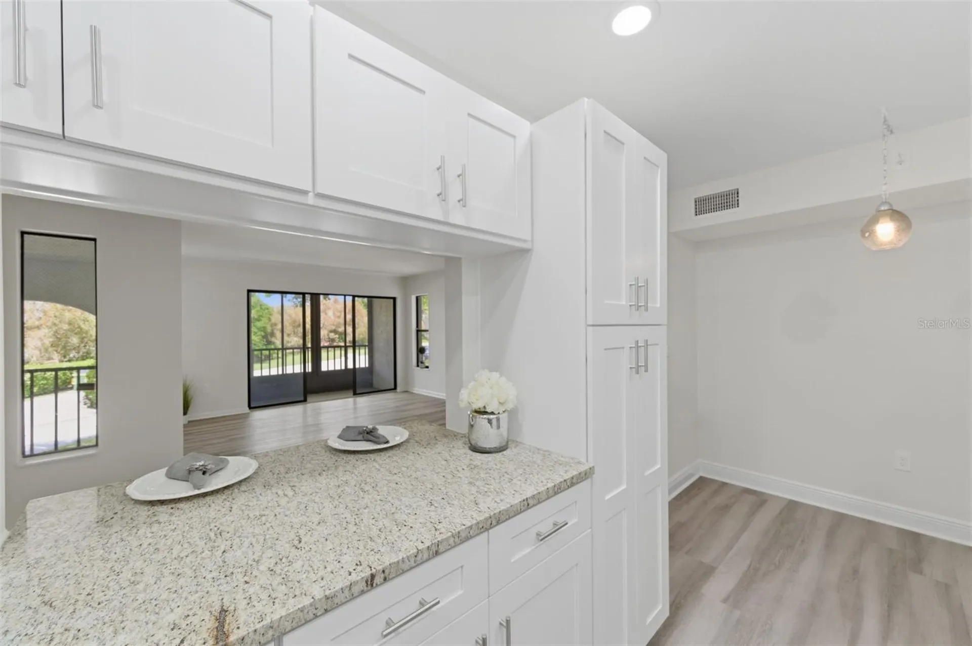 1135 Pine Ridge Circle W Tarpon Springs FL 34688