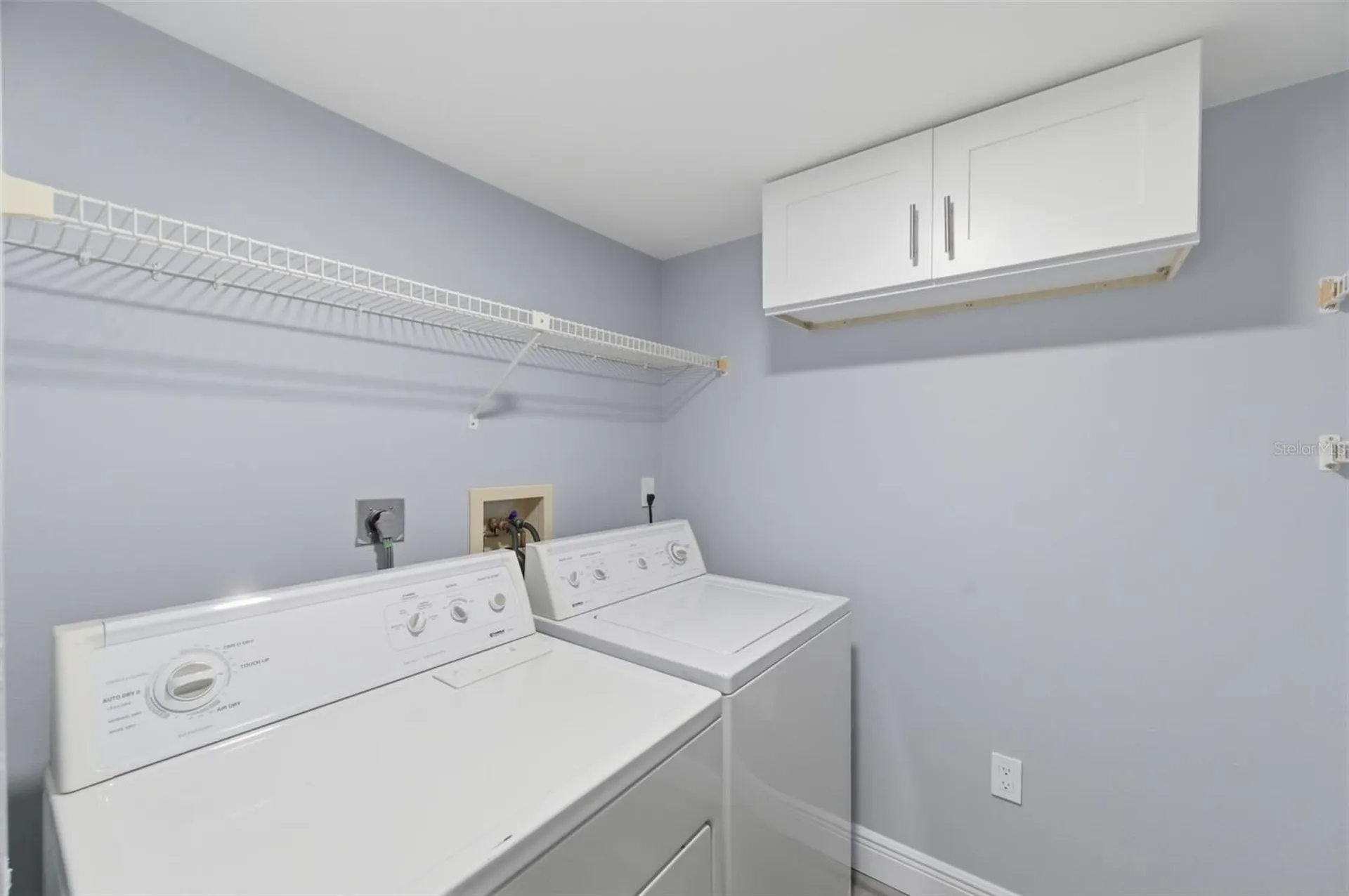 1135 Pine Ridge Circle W Tarpon Springs FL 34688