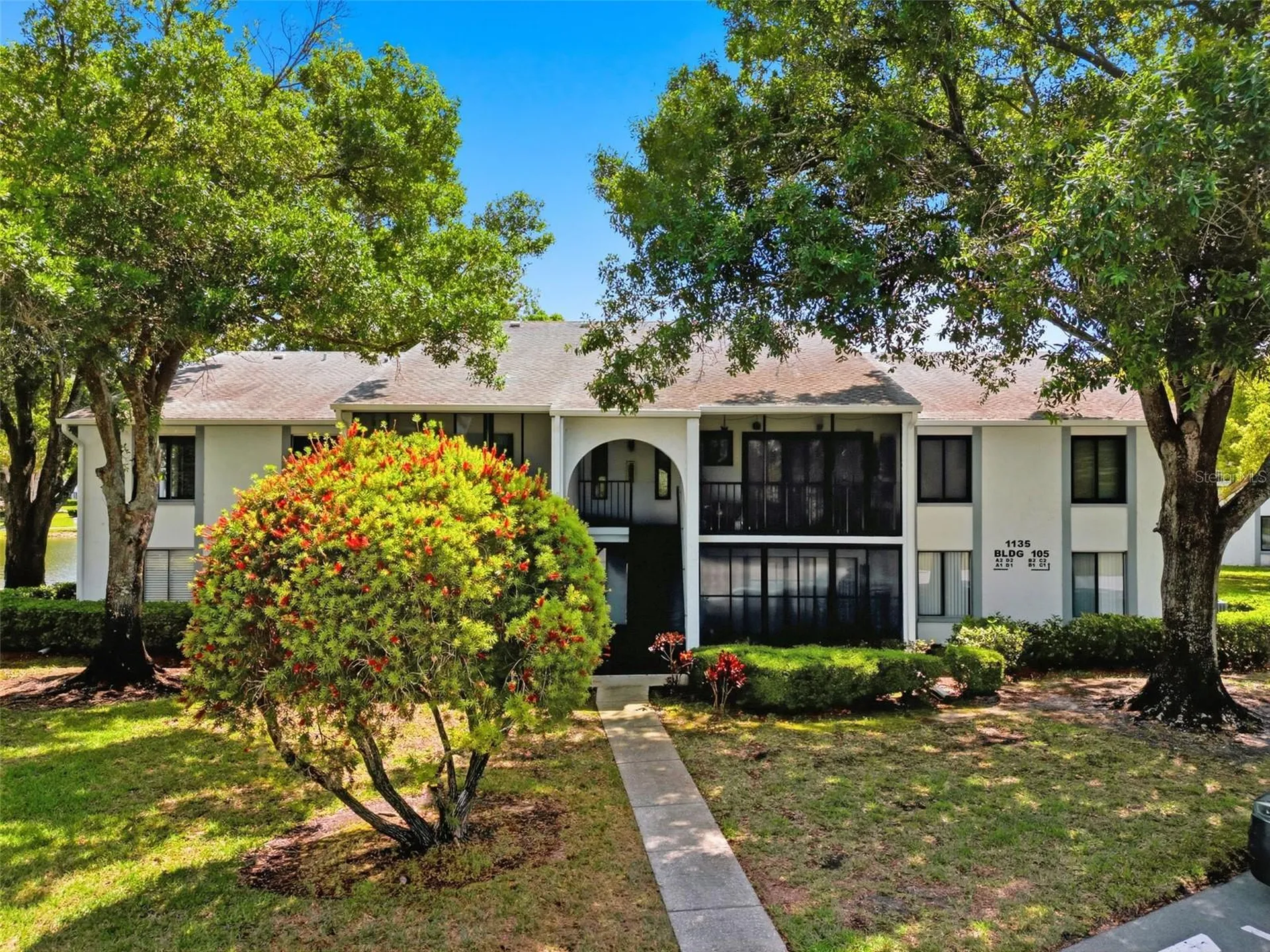 1135 Pine Ridge Circle W Tarpon Springs FL 34688