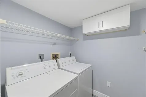 1135 Pine Ridge Circle W Tarpon Springs FL 34688