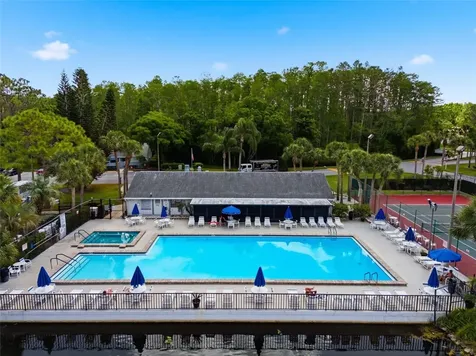 1135 Pine Ridge Circle W Tarpon Springs FL 34688