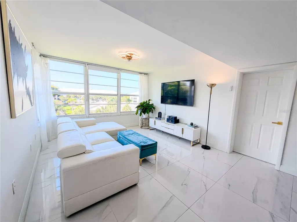 3635 Whitehall Drive West Palm Beach FL 33401