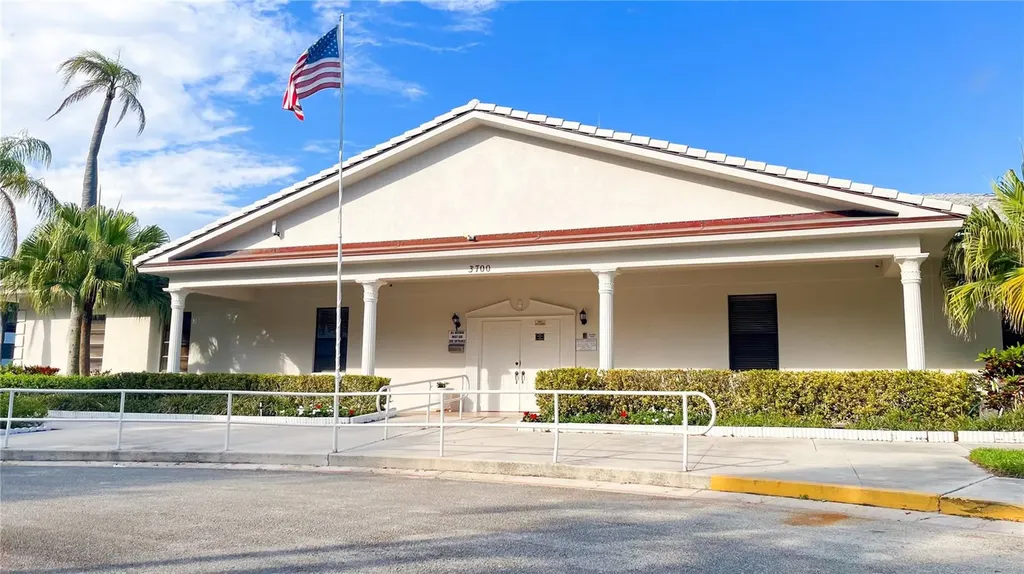 3635 Whitehall Drive West Palm Beach FL 33401