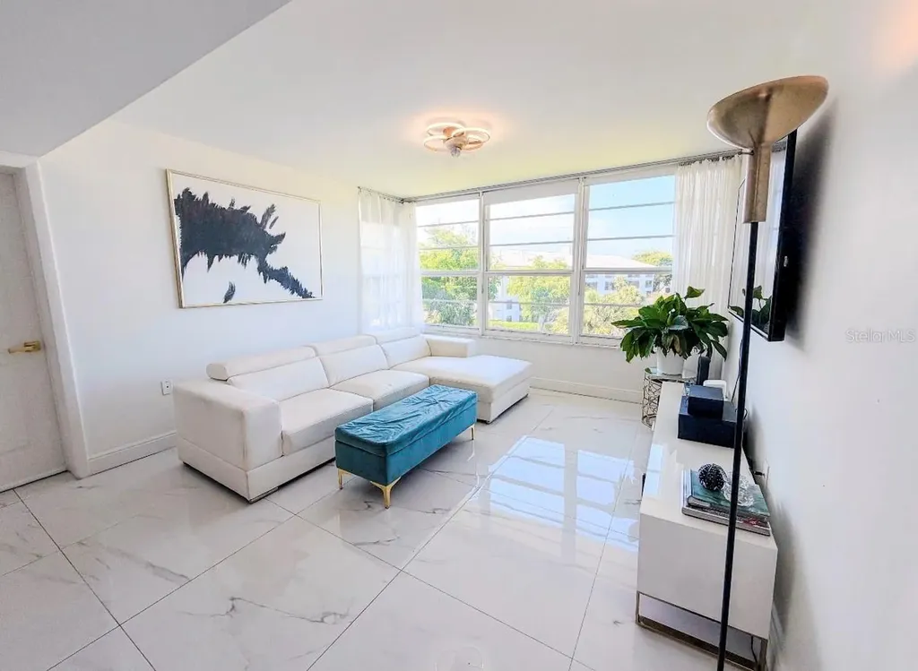 3635 Whitehall Drive West Palm Beach FL 33401