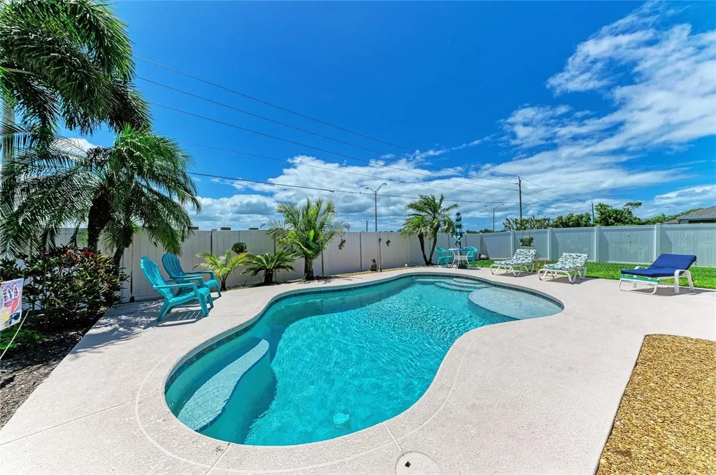5210 52nd Avenue W Bradenton FL 34210
