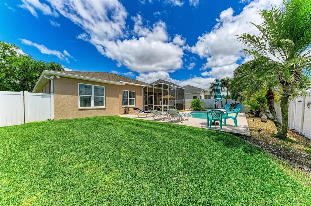 5210 52nd Avenue W Bradenton FL 34210