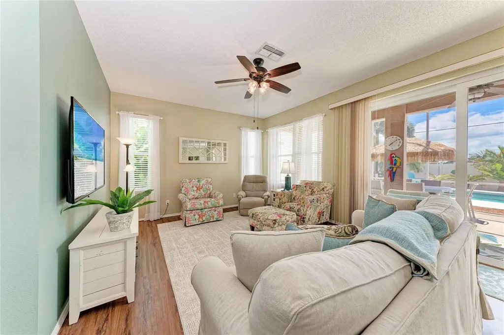 5210 52nd Avenue W Bradenton FL 34210