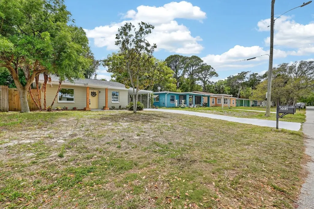 553 Calhoun Street South Daytona FL 32119