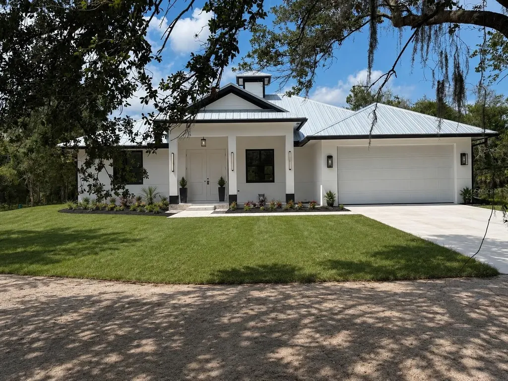 17817 NW 280th Street Okeechobee FL 34972