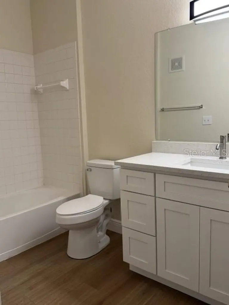 3707 Conroy Road Orlando FL 32839