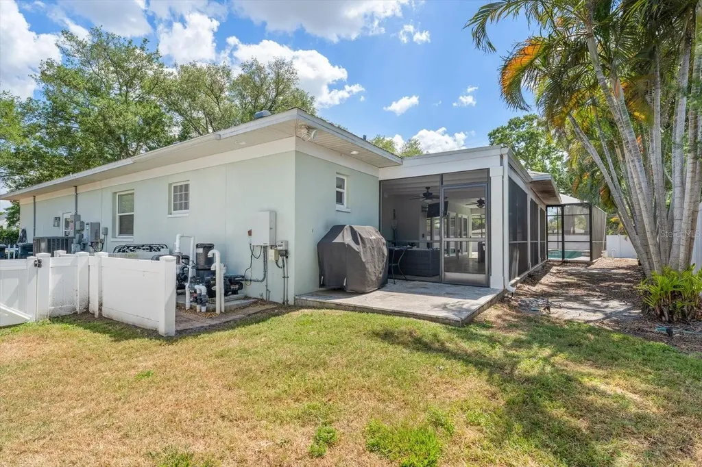 500 Ponce De Leon Boulevard Belleair FL 33756