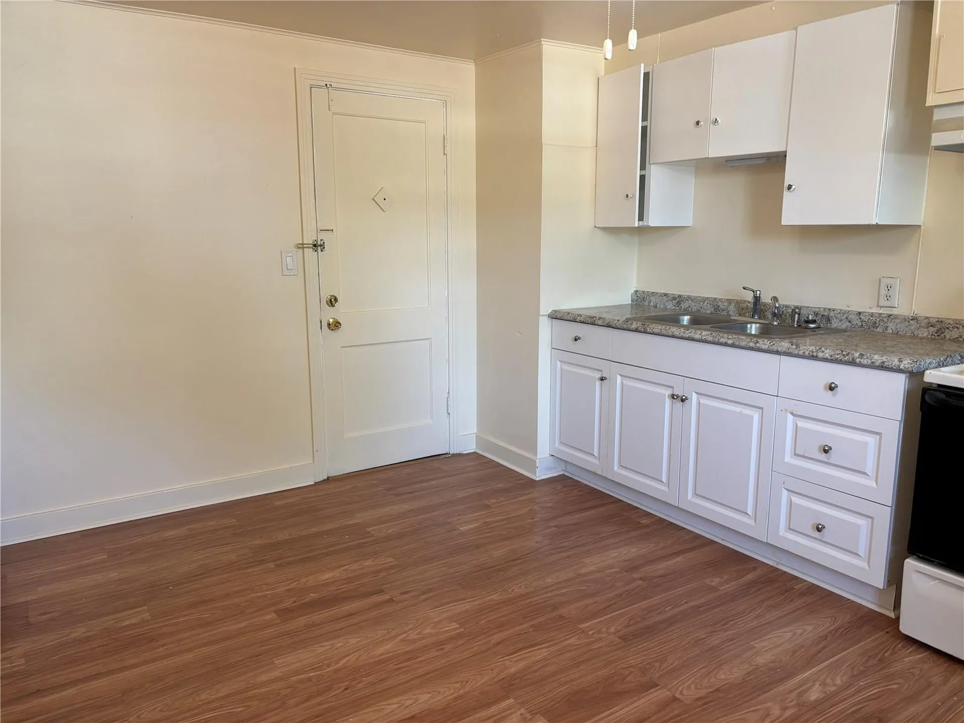 507 Cleveland Avenue SW Largo FL 33770